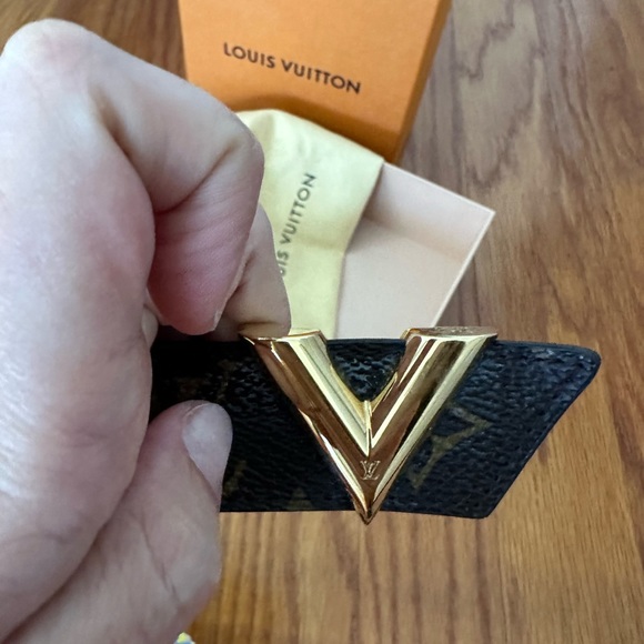 Louis Vuitton belt - Picture 3 of 4
